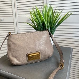 Marc Jacobs Small Gray / Taupe Leather Crossbody Bag
